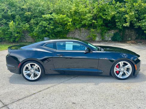 Used 2023 Chevrolet Camaro LT w/ RS Package RWD image 8