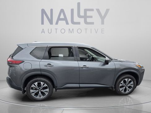 Used 2021 Nissan Rogue SV w/ Premium Package FWD image 6