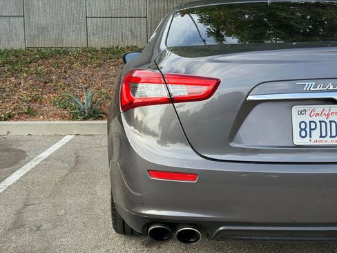 Used 2017 Maserati Ghibli image 17