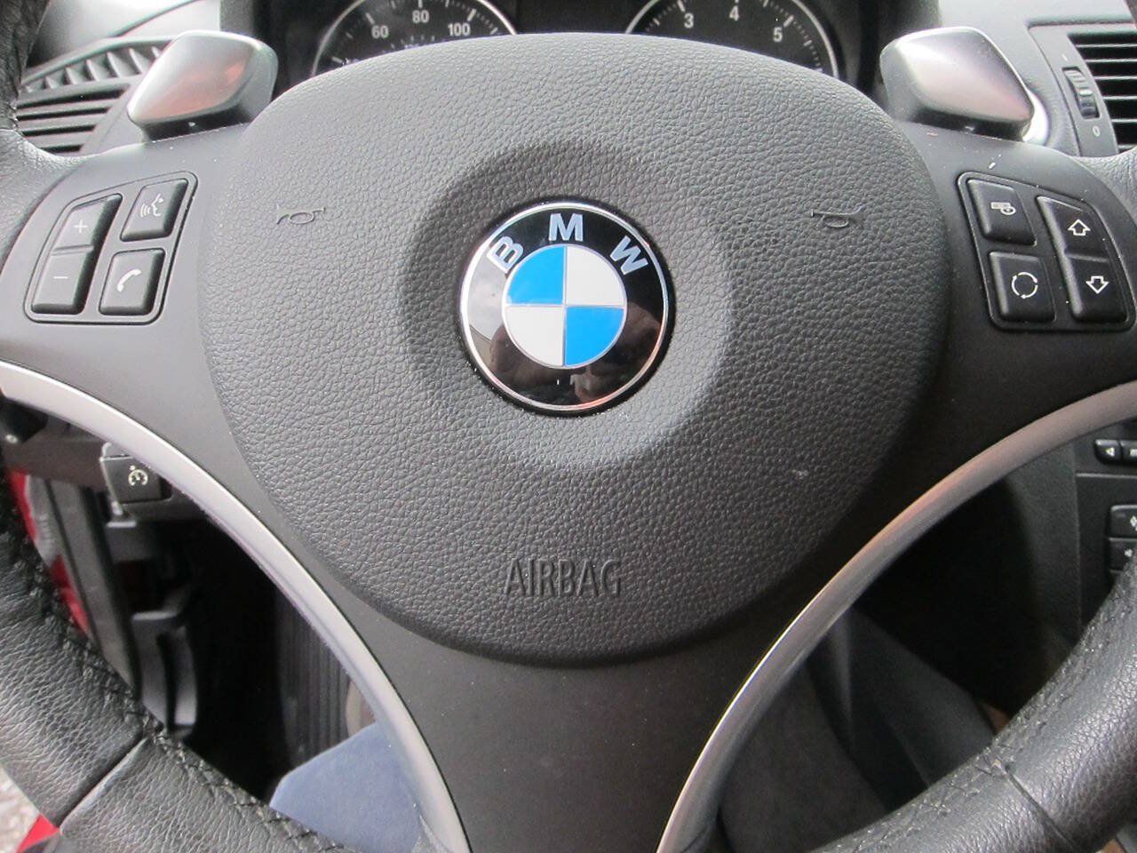 Used 2009 BMW 128i Convertible RWD image 13