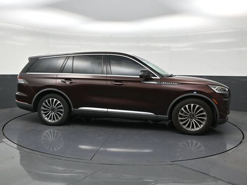 Used 2020 Lincoln Aviator Reserve w/ Elements Package Plus RWD image 6
