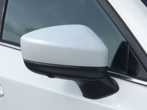 Used 2023 MAZDA CX-5 Signature image 12