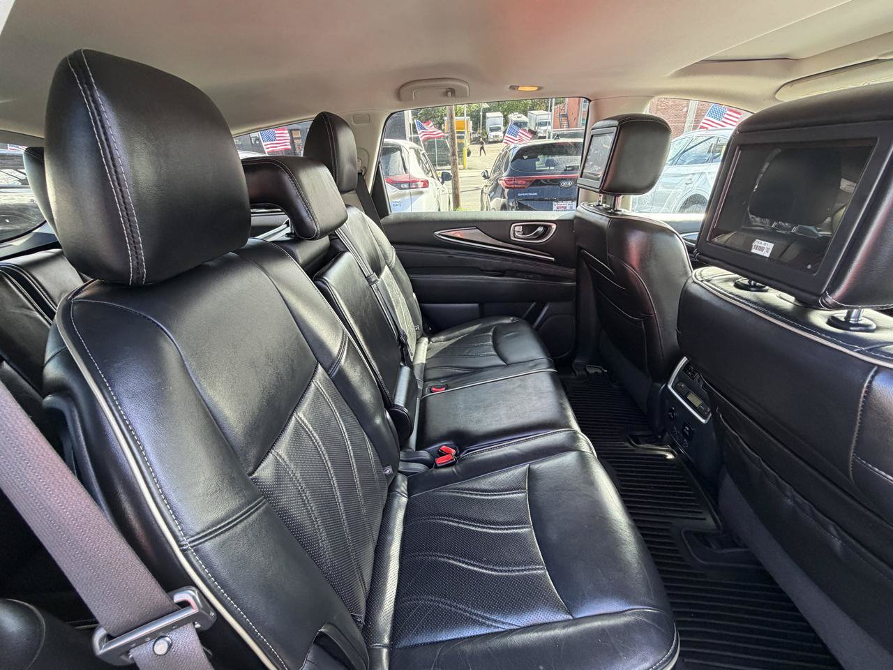 Used 2017 INFINITI QX60 Luxe w/ Premium Plus Package AWD/4WD image 25