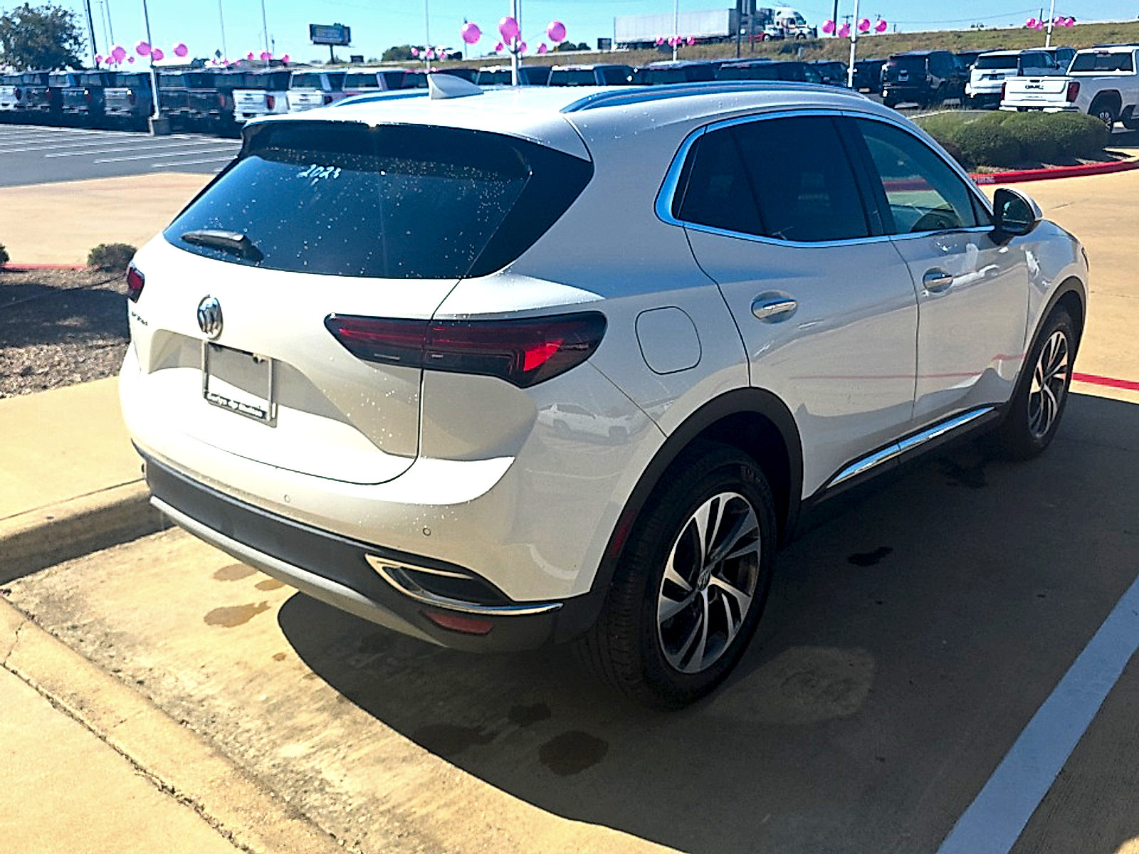 Used 2023 Buick Envision Essence FWD image 7