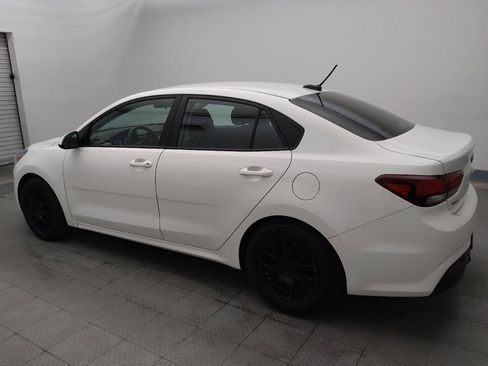 Used 2019 Kia Rio S FWD image 3