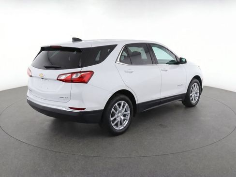 Used 2024 Chevrolet Equinox LT AWD/4WD image 4