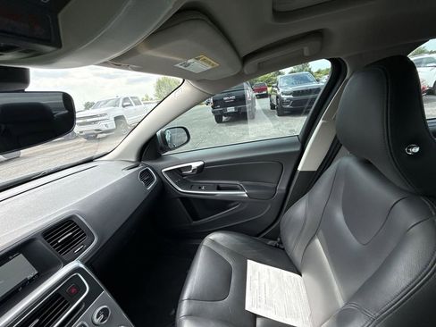 Used 2017 Volvo S60 T5 Inscription w/ Technology Package AWD/4WD image 26