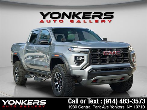 Used 2024 GMC Canyon AT4X image 11