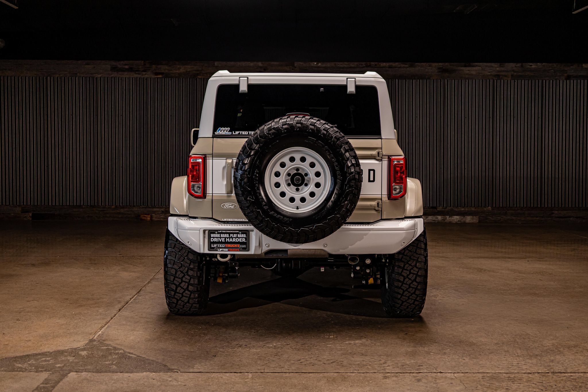 Used 2026 Ford Bronco Heritage Edition AWD/4WD image 8