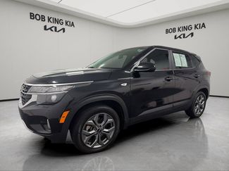 Used 2024 Kia Seltos LX AWD/4WD video 1