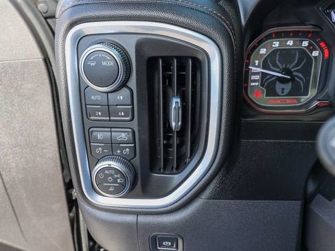 Used 2021 GMC Sierra 1500 AT4 w/ AT4 Premium Package AWD/4WD image 22