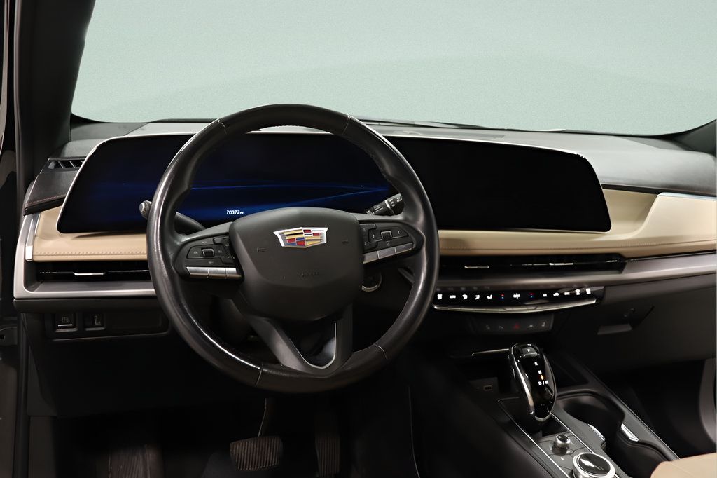 Used 2024 Cadillac XT4 Luxury FWD image 6