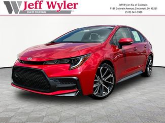 Used 2020 Toyota Corolla SE w/ SE Premium Package FWD video 1