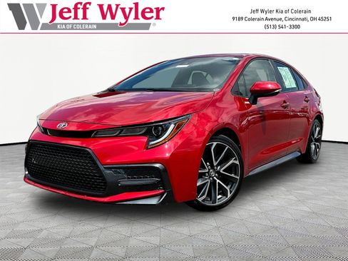 Used 2020 Toyota Corolla SE w/ SE Premium Package FWD image 1