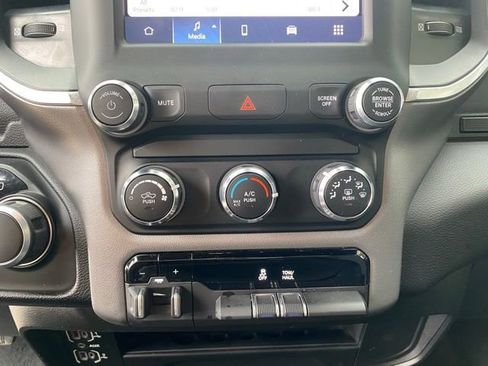 Used 2024 RAM 2500 Big Horn image 23