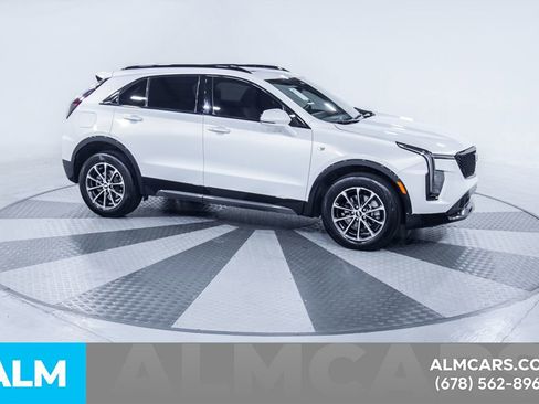 Used 2024 Cadillac XT4 Sport image 14