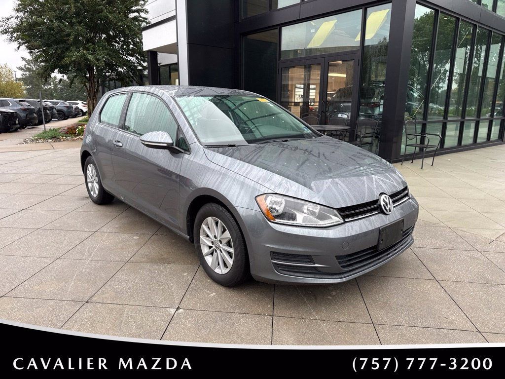 Used 2015 Volkswagen Golf S FWD image 1