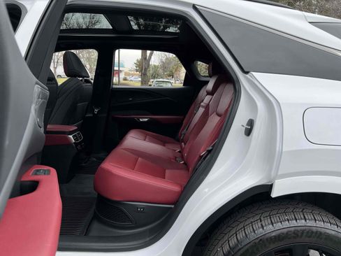 Used 2024 Lexus RX 500h F Sport image 7