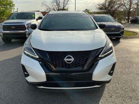Used 2023 Nissan Murano SV w/ SV Midnight Edition Package image 2