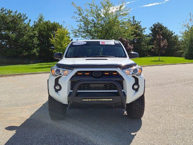 Used 2023 Toyota 4Runner TRD Off-Road AWD/4WD image 3