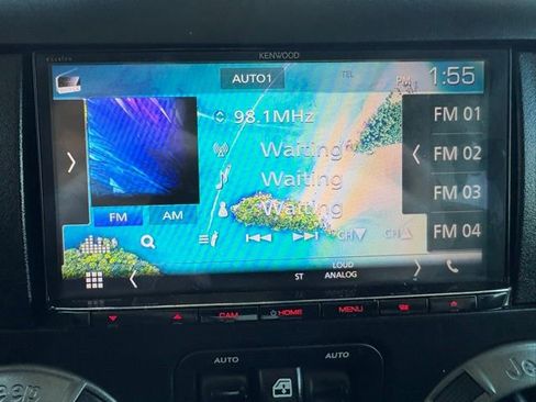 Used 2018 Jeep Wrangler Unlimited Sport S AWD/4WD image 5