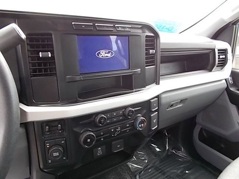 Used 2024 Ford F250 XL w/ 360-Degree Camera Package image 14