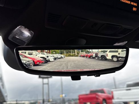 Used 2026 Chevrolet Corvette Stingray Coupe RWD image 25