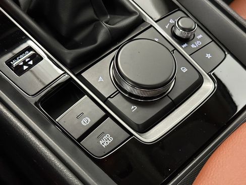 Certified 2025 MAZDA CX-50 Meridian Edition w/ Apex Package image 32