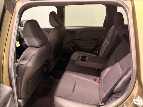 New 2026 Subaru Ascent Limited image 9