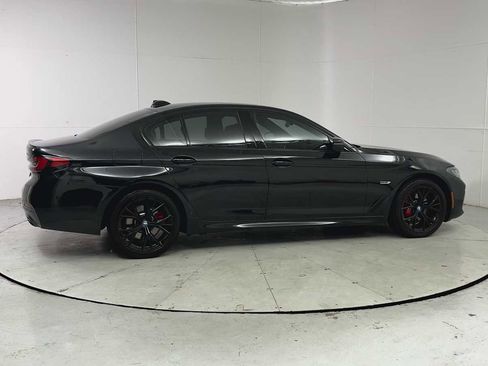 Used 2023 BMW 530e xDrive w/ Executive Package image 10