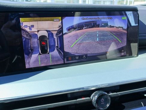 New 2026 Nissan Murano SL image 4