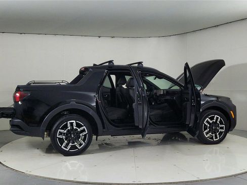 Used 2025 Hyundai Santa Cruz Limited image 12