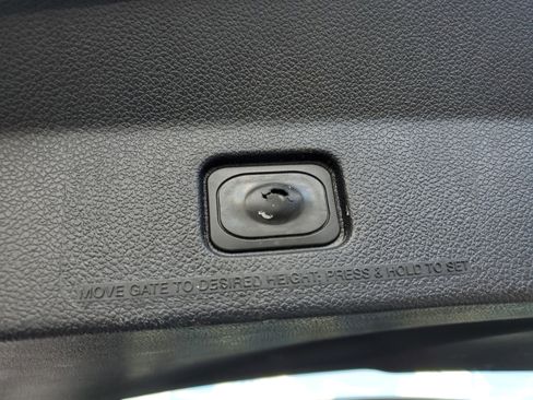 Used 2017 Ford Explorer XLT w/ Equipment Group 202A image 36