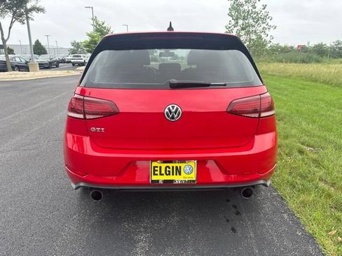 Used 2018 Volkswagen GTI SE w/ SE Leather Package FWD image 4
