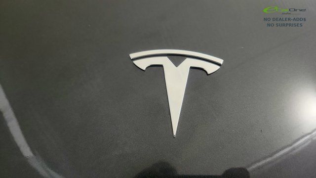 Used 2025 Tesla Model Y Long Range RWD image 32