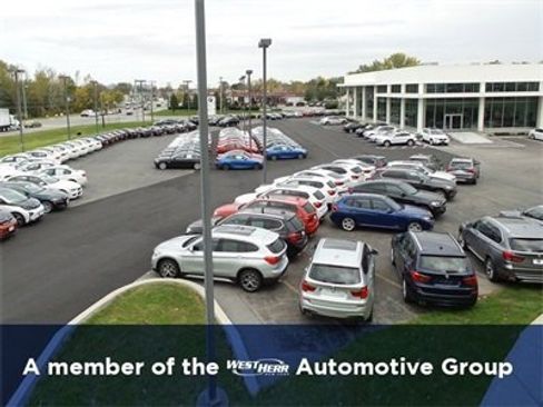 Used 2023 BMW 440i xDrive Coupe w/ Premium Package image 11