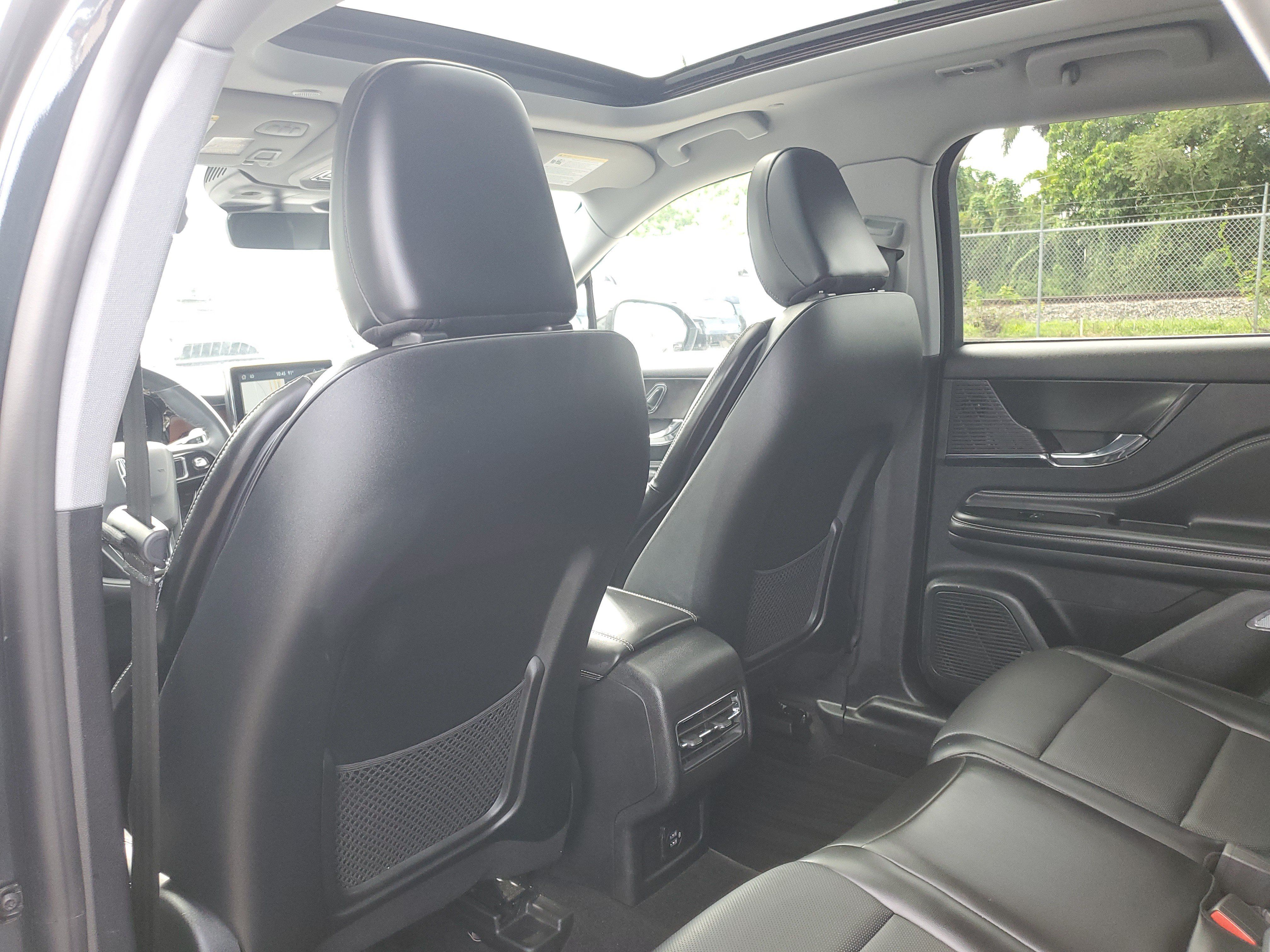 Used 2022 Lincoln Corsair Reserve FWD image 11