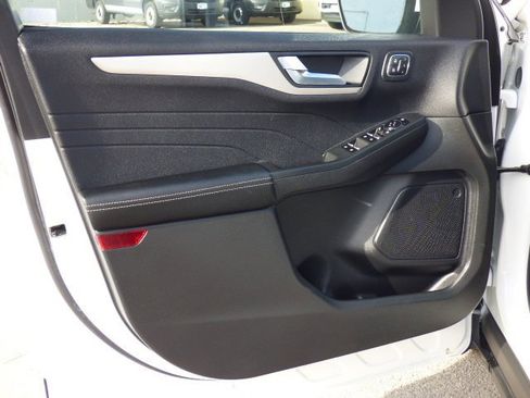 Used 2022 Ford Escape SEL w/ Technology Package image 25