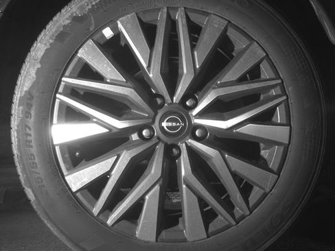 Used 2025 Nissan Altima 2.5 SV image 15