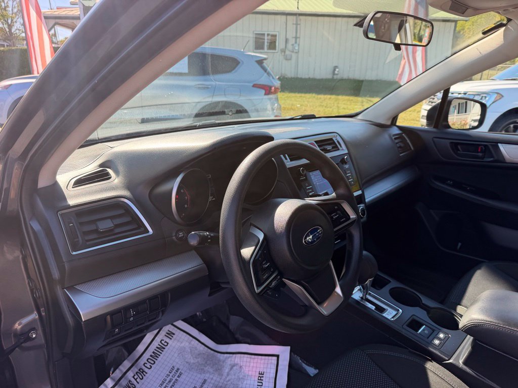 Used 2018 Subaru Outback 2.5i AWD/4WD image 12