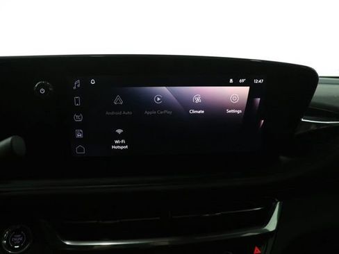 Used 2024 Buick Envista Sport Touring w/ Convenience I Package FWD image 25