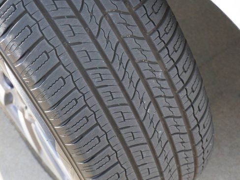 Used 2020 Toyota Sienna Limited Premium image 11