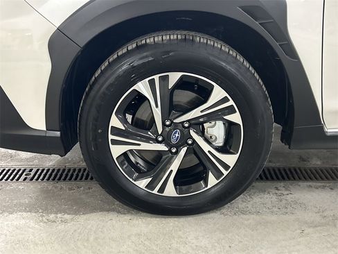 Certified 2025 Subaru Crosstrek 2.0i Premium image 10