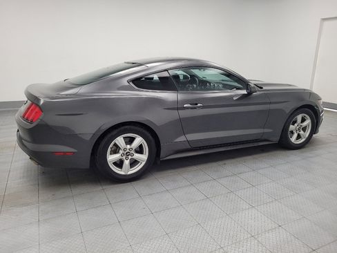 Used 2017 Ford Mustang Coupe RWD image 10