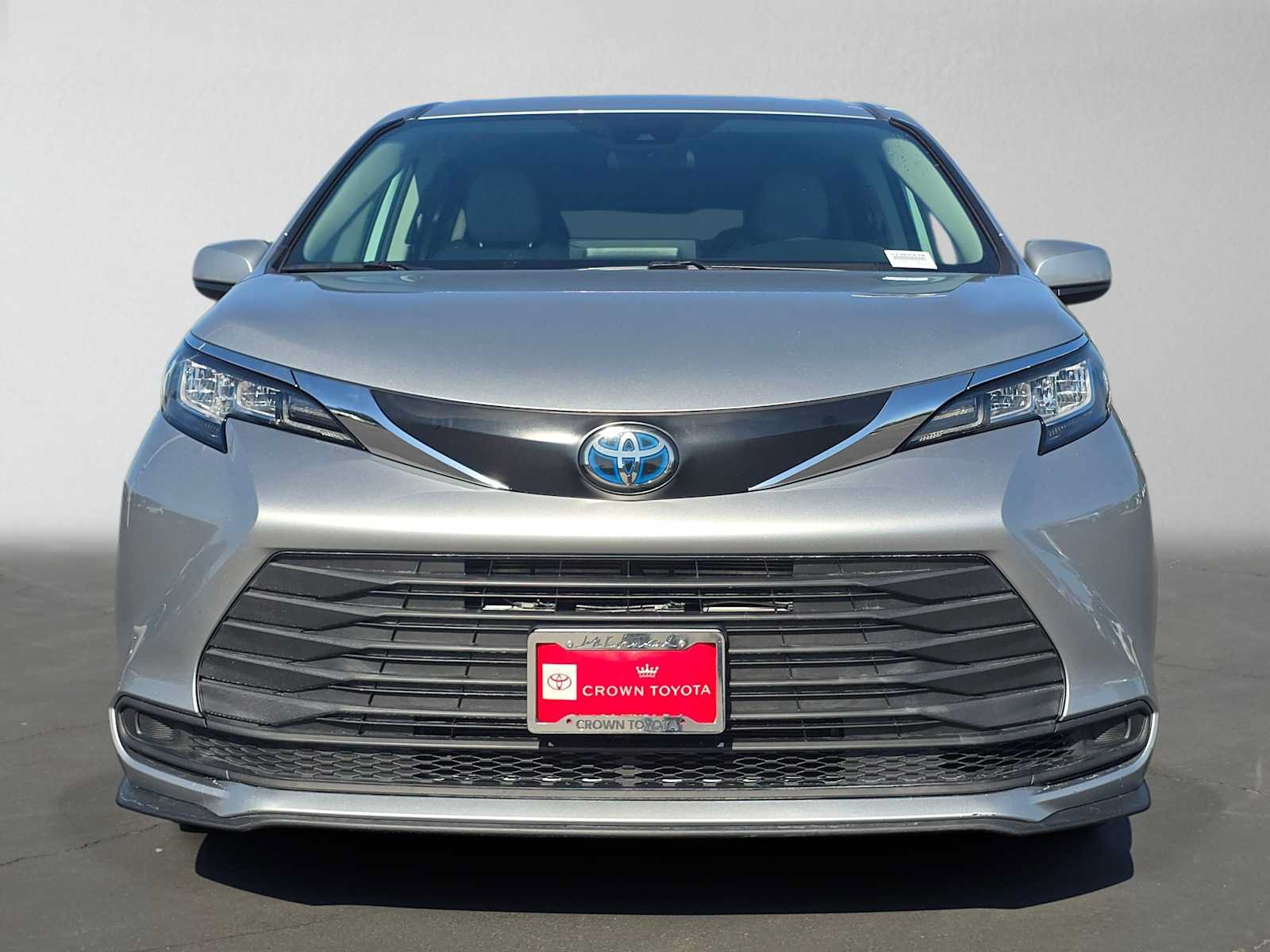 Certified 2022 Toyota Sienna LE FWD image 8