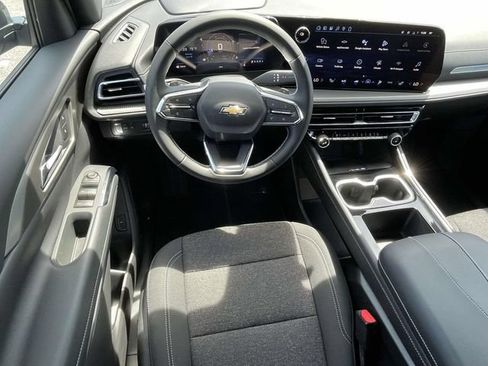 New 2026 Chevrolet Traverse LT FWD image 11