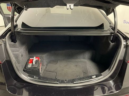 Used 2019 Ford Fusion SE FWD image 11