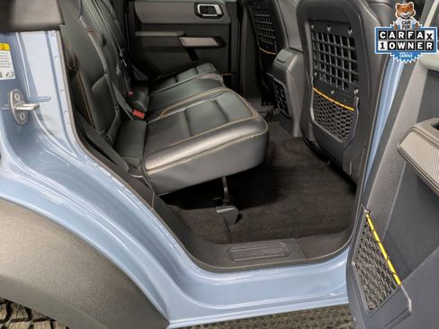 Used 2023 Ford Bronco Badlands w/ Sasquatch Package image 27