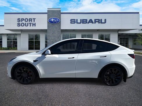 Used 2022 Tesla Model Y Performance image 7