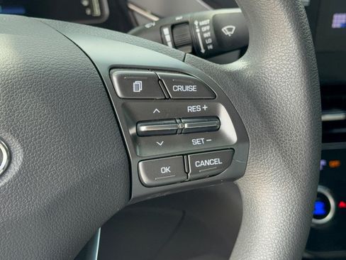 Used 2022 Hyundai Ioniq Blue FWD image 19